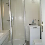 Seaview 2-bedroom Goldeneye With Private Garage In Duinbergen *