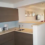 Seaview 2-bedroom Goldeneye With Private Garage In Duinbergen شقة