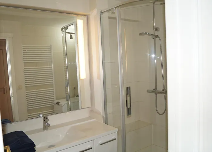 Seaview 2-bedroom Goldeneye With Private Garage In Duinbergen * קנוקה-הייסט