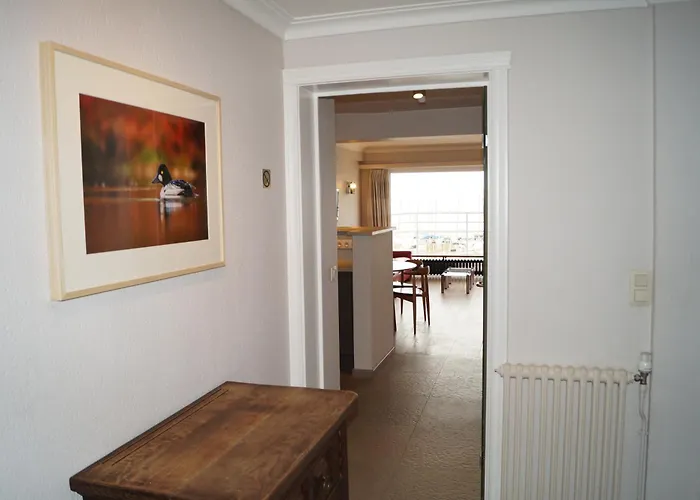 Seaview 2-bedroom Goldeneye With Private Garage In Duinbergen דירה *