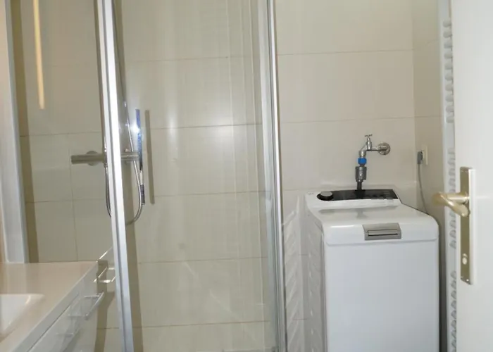 Seaview 2-bedroom Goldeneye With Private Garage In Duinbergen *