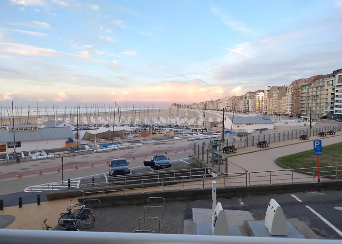 Apartman Seaview 2-bedroom Goldeneye With Private Garage In Duinbergen Knokke-Heist